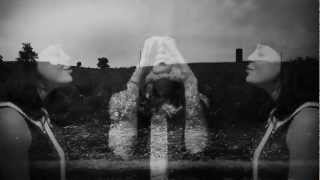 The Coathangers - Go Away