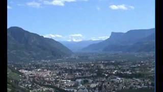 preview picture of video 'Wandern in Südtirol 2009 - Algund - Meran - Dorf Tirol.wmv'