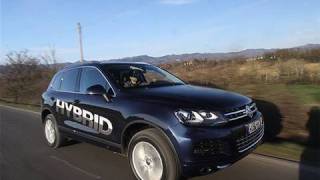 2011 VW Touareg Hybrid first drive review