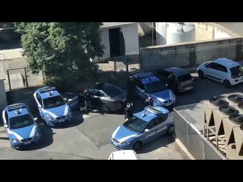 Taranto, gli agenti di Polizia medici, infermieri e personale ospedaliero.