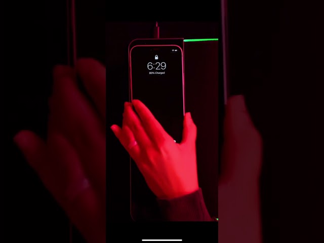 Vertux RaftPad-Qi XL Gaming-Mauspad mit 15-W-Qi-Ladegerät video