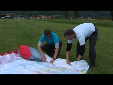 How to fold a Paraglider with Mac Para C Rod Technology