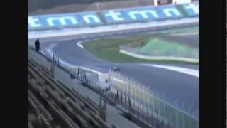 preview picture of video 'formula 1 tests ferrari f1/ mclaren f1complete lap in autodromo internacional do Algarve'