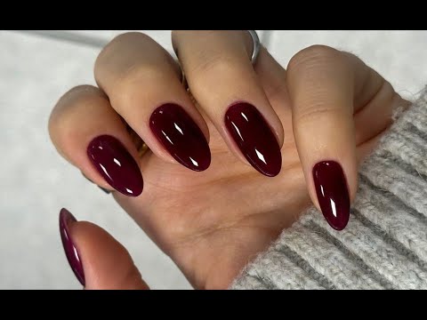 Don't be scared of dark nails! Here are 4 fresh style & beauty trends for Fall 2024