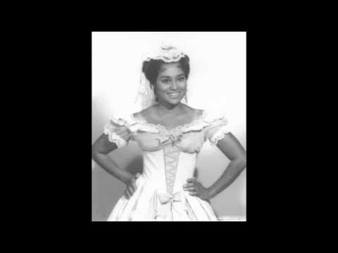 Reri Grist singing Una voce poco fa