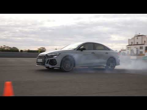 Exclusive footage: 2023 Audi RS 3 Performance Edition in Arrow Grey 🐺