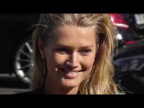 Toni Garrn @ Paris 29 september 2018 Fashion Week show Elie Saab #PFW