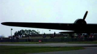 Douglas Dakota DC-3 Take Off - Duxford Douglas Dakota DC-3 Take Off - Duxford