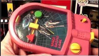 Space Battle Blue Box Wind Up Game Toy Review - The No Swear Gamer