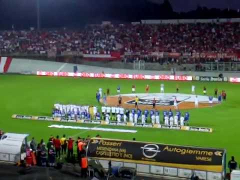 Varese – Sampdoria, l’inno nazionale ad inizio partita