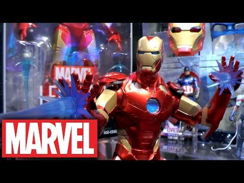 Marvel 2016 Captain America Civil War, Iron Man Helmet & Legends Figures
