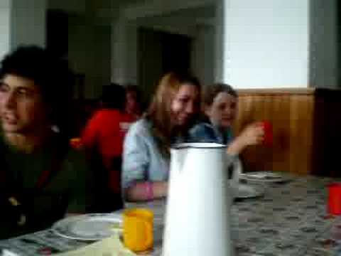 Campus Pralea 2008..la masa/ Campo con italieni/ Scout