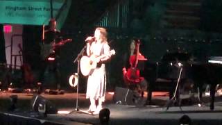 Sara Bareilles - Eyes on You (Boston 10/11/19)