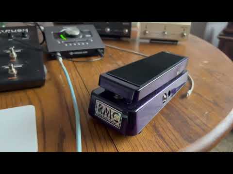 UA Fender Tweed Deluxe Plug In W/Real Wah Pedal