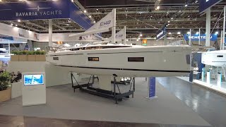 Download the video "BAVARIA C42 Sailing boat 2024"