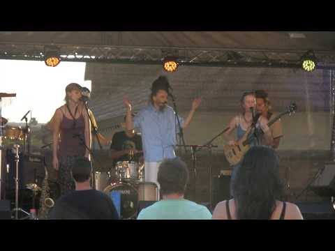 RIGHT NEWS MUSIC GARDEN 2017 - EXT BAND