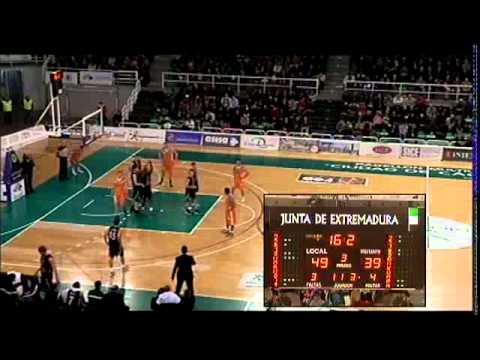 ORO CACERES PATRIMONIO DE LA HUMANIDAD,66 - LEYMA BASQUET CORUÑA,63 (27/01/2013 0:00:00)