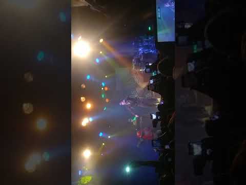 GO NINJA, GO NINJA GO, GO, GO! VANILLA ICE AT BBT- NINJA RAP