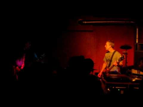 reproach "skateboarding saves + the fallout"- pit's bar 10/11/09 kortrijk (BE)