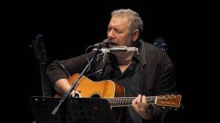 Por un Beso. Revólver. Concierto 25 Años Básico.