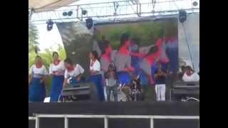preview picture of video 'Nayon en Gualea interparroquiales 2014'