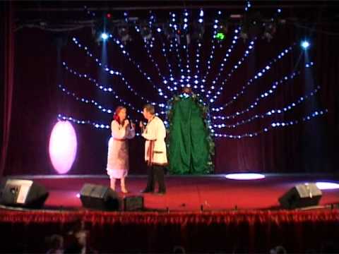 CLUBUL PINOCHIO PIATRA NEAMT   ISABELA CHITOSCA INTERPRETAND MELODIA GIMNASTICA DE INVIORARE IN CONCERTUL   LAURENTIU CAZAN SI COPIII DE LA CLUBUL PINOCHIO