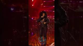 Angie Stone tribute from Syleena Johnson.. #r&amp;b #music #explore #stage #shortsfeed #shortsvideo