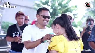 Download lagu Kunang - Kunang Cover Vela Zaladara Featuring Sk Group mp3