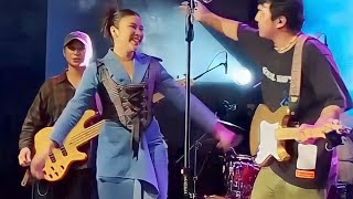 Download lagu By My Side - Zack Tabudlo ft Tiara Andini | Live Performance mp3