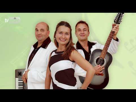 Akropola: Na zelenej lúke kopa sena