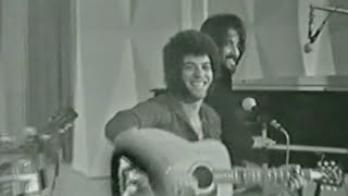 Download lagu Mungo Jerry - In The Summertime TV Show Raiuno Italia 1970 mp3