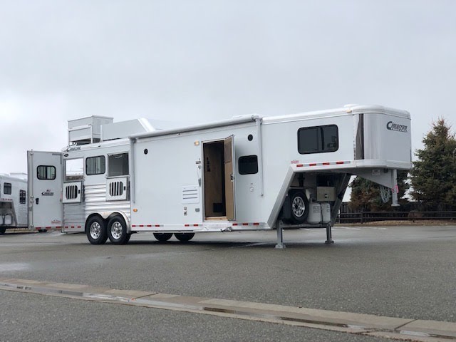 Preview image of 2021 Cimarron 3 Horse with Proline XP by Outlaw youtube video