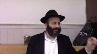 מתנות לאביונים בהידור - איך עושים את זה? (הרב אלחנן משה נחמנסון) - התמונה מוצגת ישירות מתוך אתר האינטרנט יוטיוב. זכויות היוצרים בתמונה שייכות ליוצרה. קישור קרדיט למקור התוכן נמצא בתוך דף הסרטון