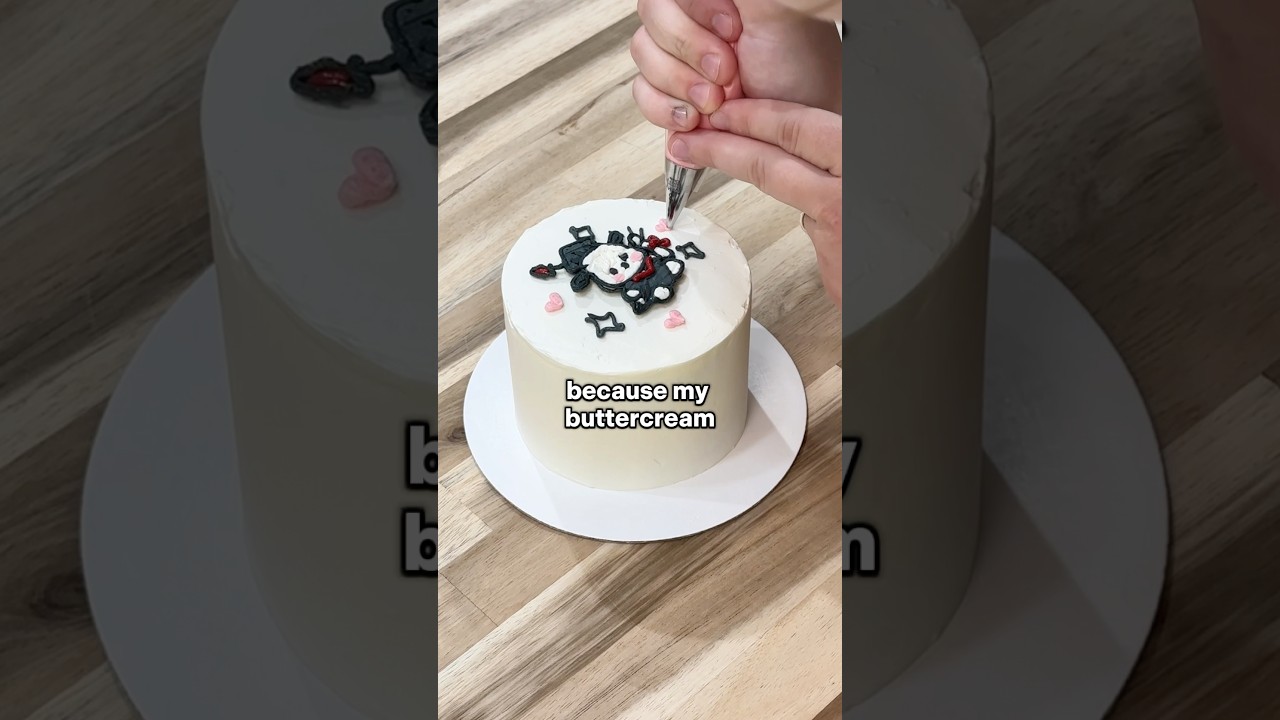 Surprising my bestie with a grad cake! 🎓