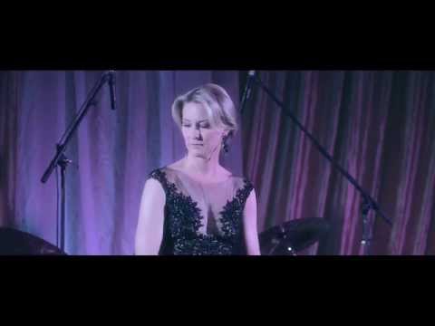 Don't Let the Sun Catch You Crying – Eleanor McCain