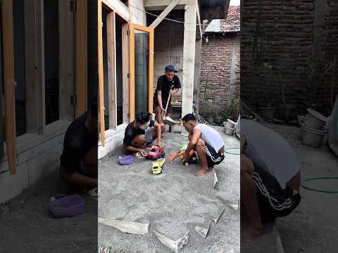 Jeki dan cemong lagi asik main beko, eh malah di isengin Sugrim!😂 #shortsfeed #comedy ##shorts