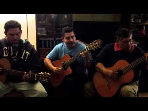 TRIO Alfa Y Omega -  Marcha De Los 70's.mp4