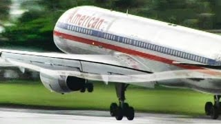 Beautifull Wingtip Vortices!! Boeing 757 Landing after heavy rain shower at SXM.