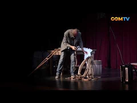 Andrzej Róg w monodramie ,,Kamień na kamieniu" Wiesława Myśliwskiego / Chorzowski Teatr Ogrodowy