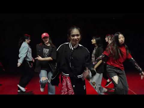 O2 Kpop Academy: Season 2 - Burn It up by WANNA ONE - Dance Cover