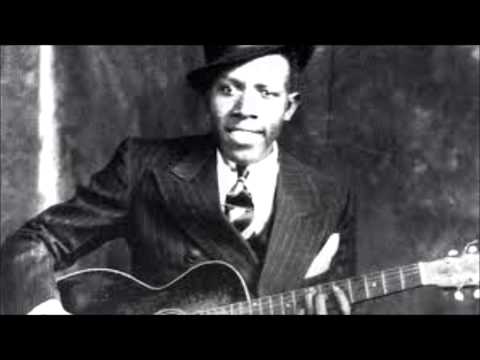 Robert Johnson - I Believe I'll Dust My Broom (Speed/Pitch Corrected)