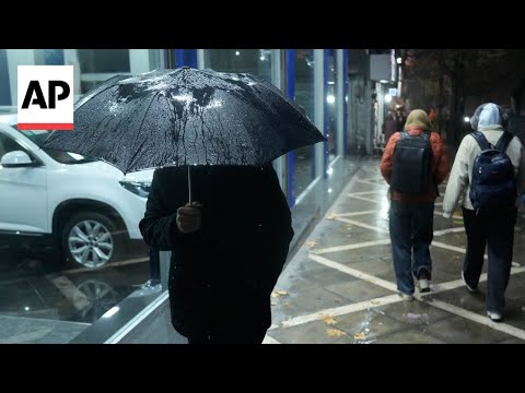 Video | Rain falls in Iran's capital, but the drought-ravaged nation needs more