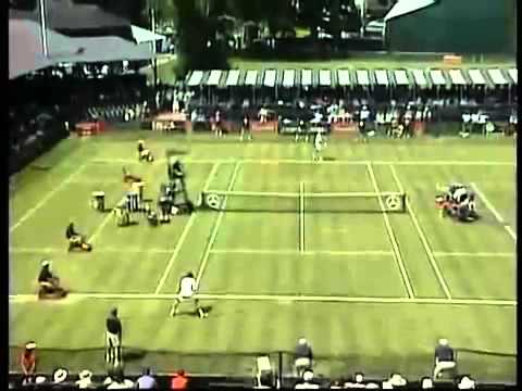 Backwards Tennis - Dick Norman Amazing Point
