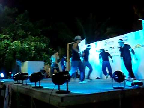 Break-dance vs  tango festival Italiano - Playa del Carmen -On stage