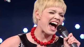 Pesma plus Bingo - Nina Radojčić, Saška Janković, Tijana Bogićević i Sanja Bogosavljević 1