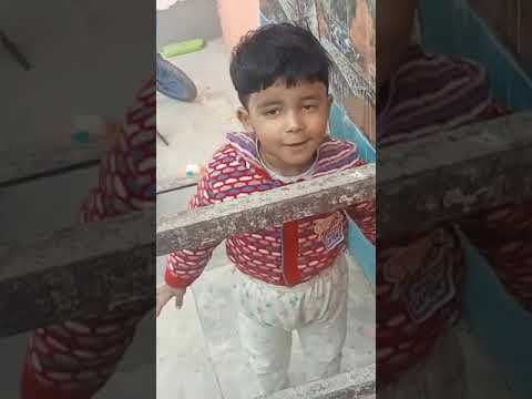 Garvit bna ice cream seller// To chaliye dekhte h garvit ke pass kon kon si ice cream hai