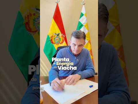 Firmamos la ley para la planta fotovoltaica en #Viacha. #ConfiamosEnBolivia