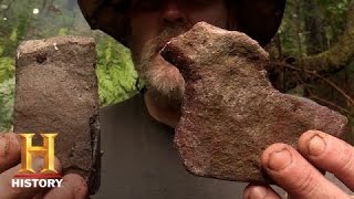 Download lagu Alone: Alan Makes New Friends (S1, E1) | History mp3