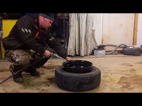 Boost Hooligans - Stretch tire mounting with fire Video