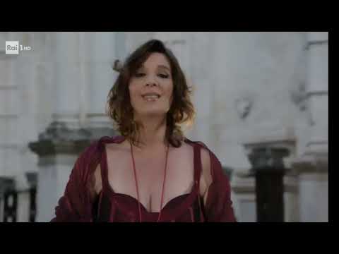 "Amor a Portugal"- Dulce Pontes 